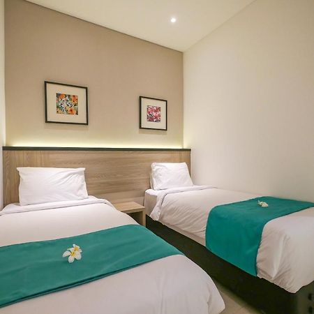 Nivasa Hotel Ungasan Buitenkant foto