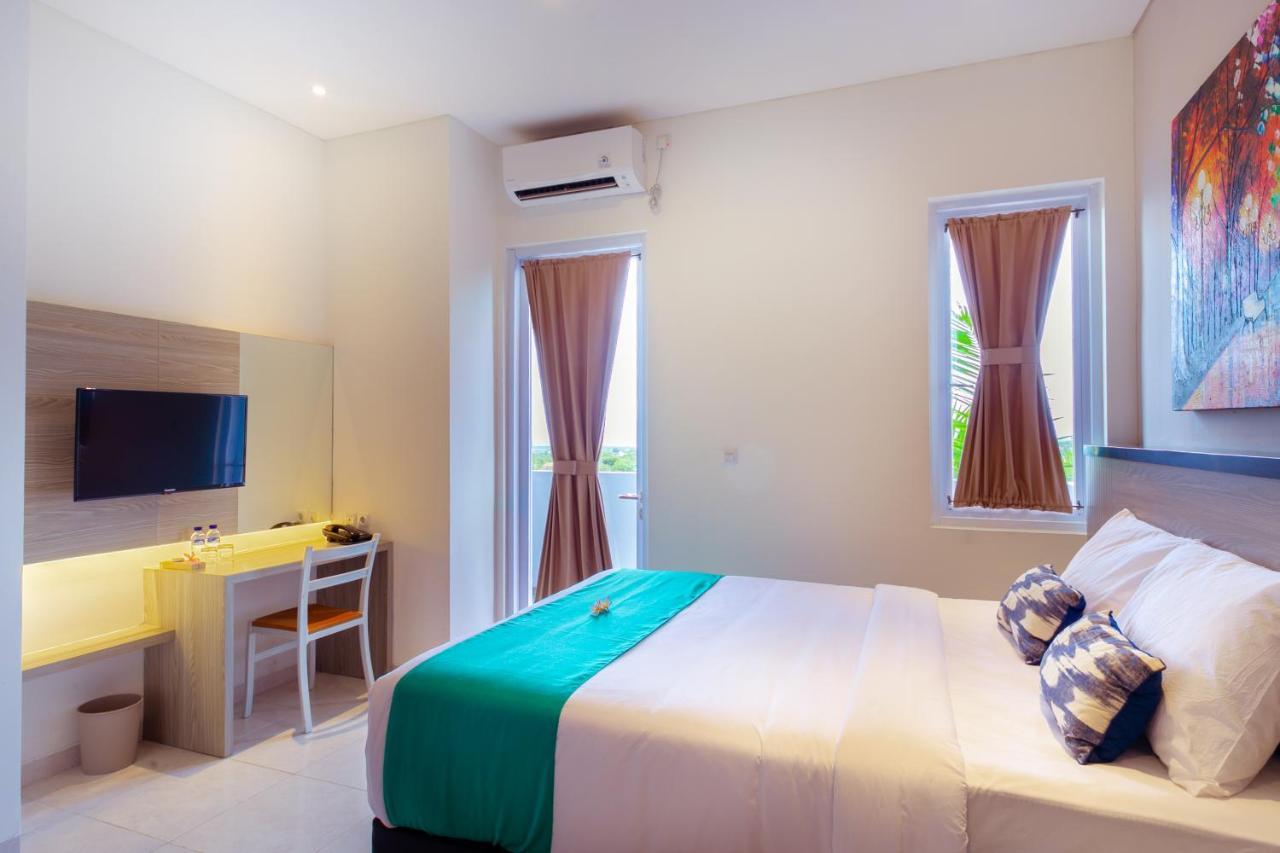 Nivasa Hotel Ungasan Buitenkant foto
